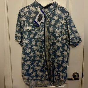 Summer palm tree shirt. BRAND NEW!!!